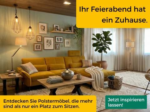 Ihr Feierabend hat ein Zuhause - Cozy Wohnzimmer mit gelbem Ecksofa